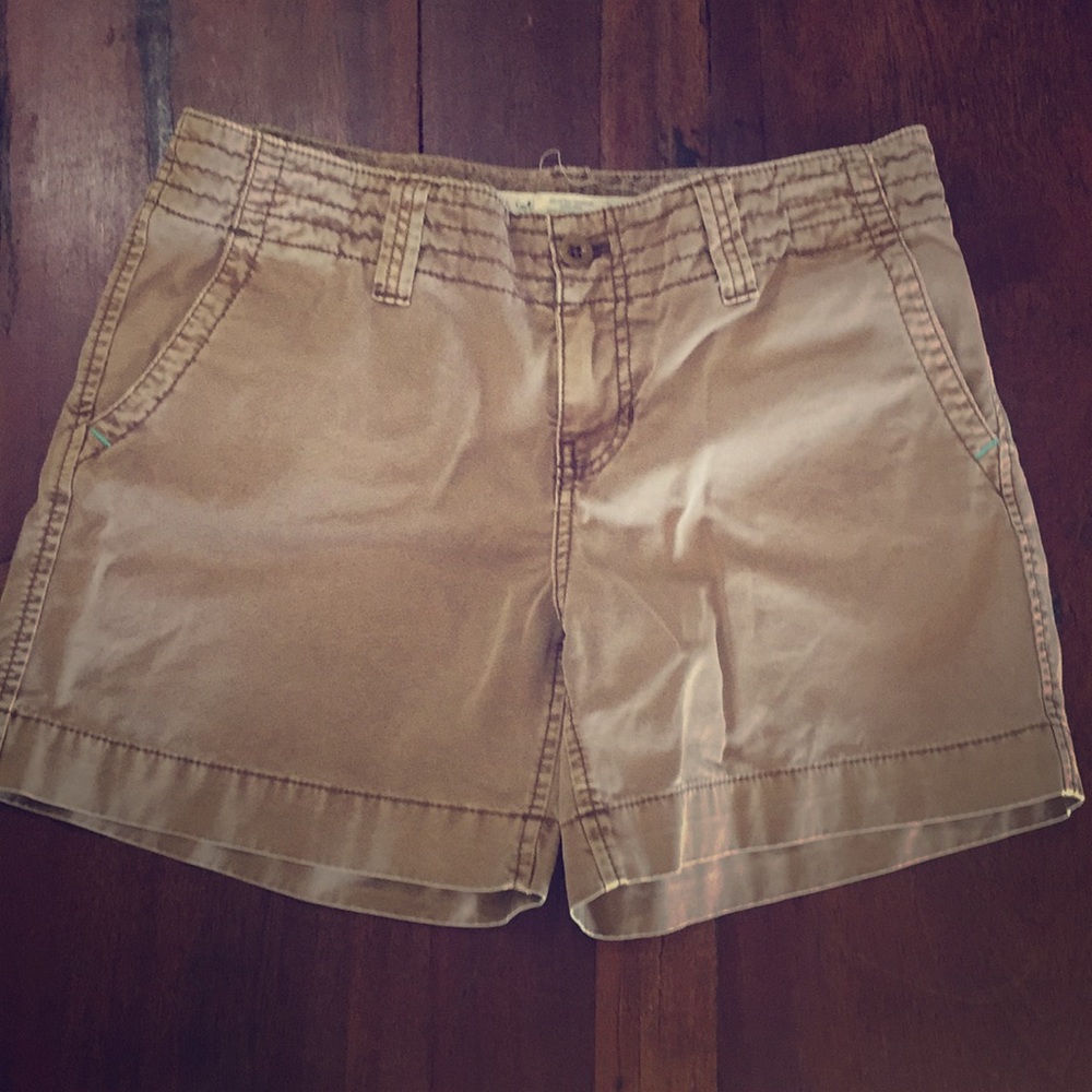 Gap 100% Cotton Shorts Sz 4 Tan